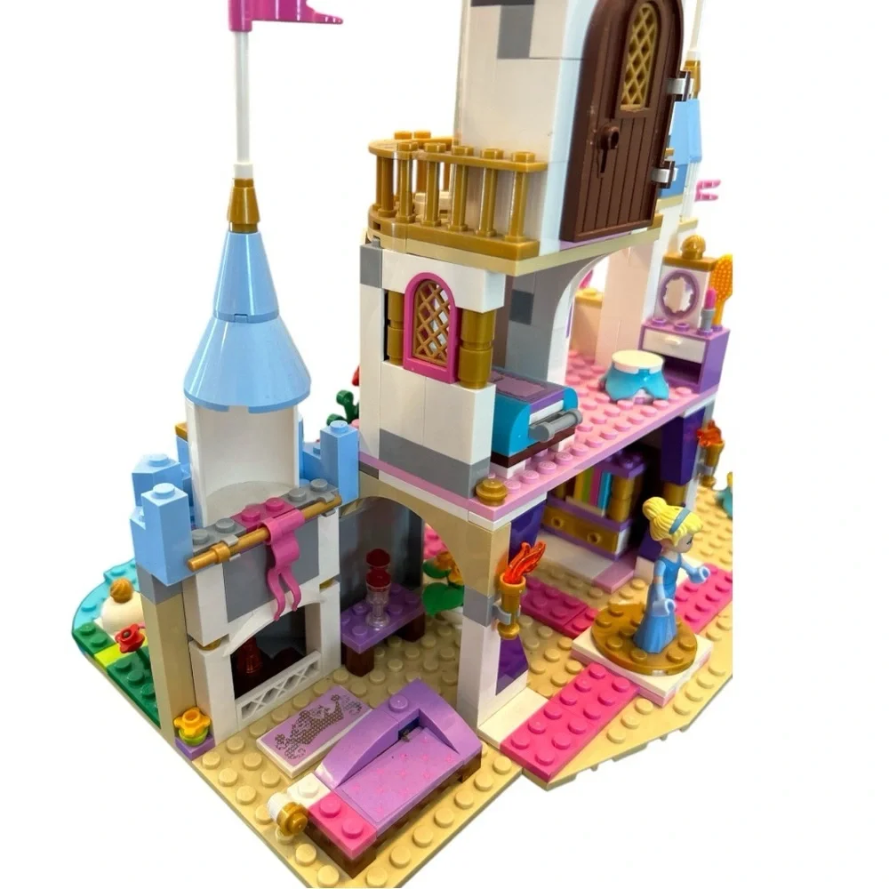 Lego Disney Princess Cinderella's Romantic Castle 41055